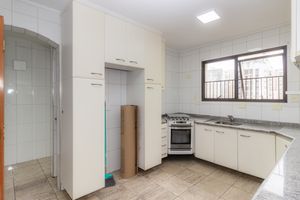 Image 36 - 859579