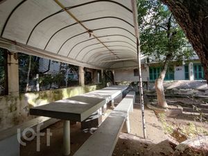Image 34 - 859587