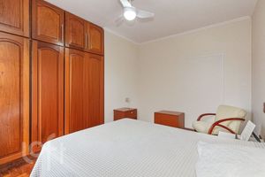 Image 19 - 859597