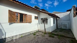 Image 11 - 859638