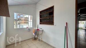 Image 8 - 859638