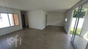 Image 11 - 859663