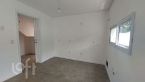 Image 31 - 859663