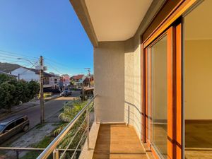 Image 11 - 859676