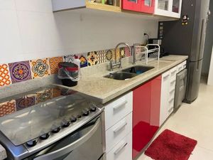 Image 5 - 859689