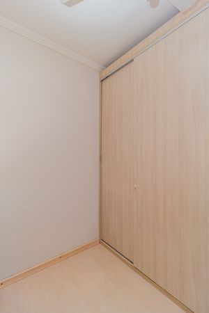 Image 22 - 859712