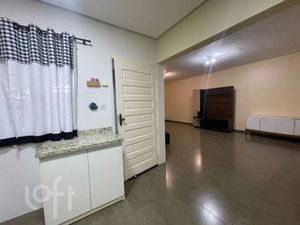 Image 4 - 859743
