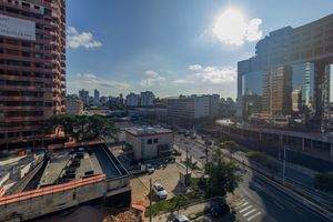 Image 5 - 859747
