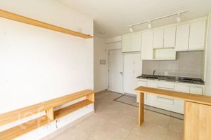 Image 1 - 859748