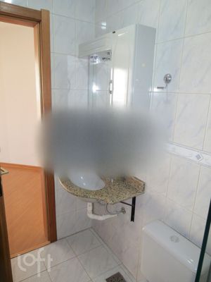 Image 9 - 859750