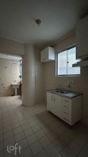 Image 2 - 859768