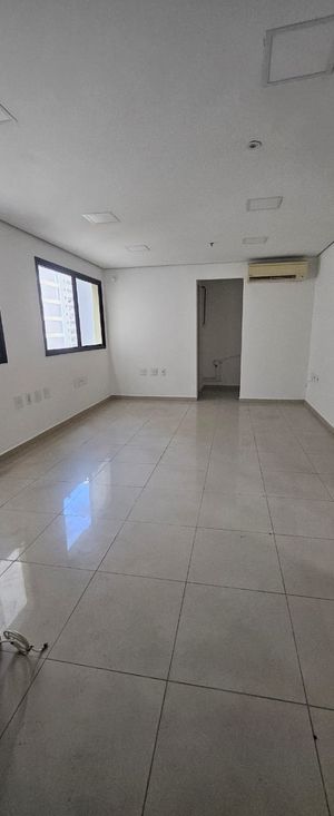 Image 3 - 859770