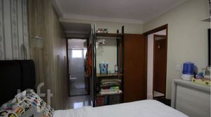 Image 19 - 859774
