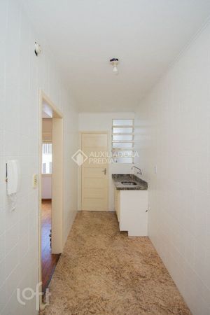 Image 4 - 859775