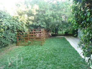 Image 19 - 859781