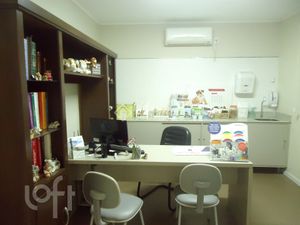 Image 11 - 859781