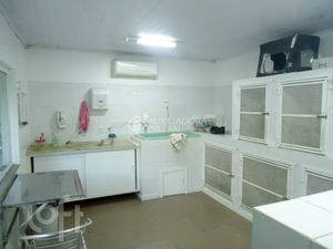 Image 21 - 859781