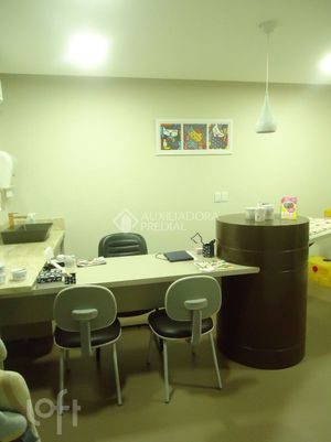 Image 9 - 859781