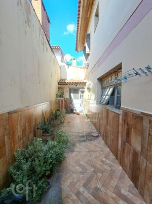 Image 34 - 859794