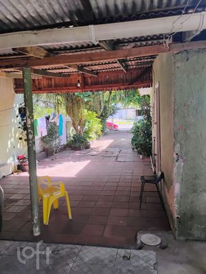 Image 32 - 859799