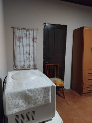 Image 19 - 859805