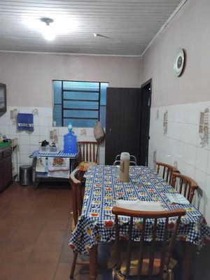 Image 12 - 859805