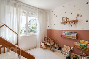 Image 10 - 859819