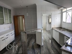 Image 21 - 859862