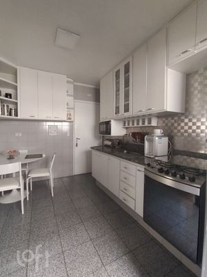 Image 8 - 859866