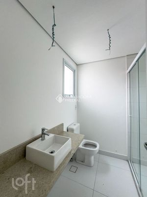 Image 19 - 859872