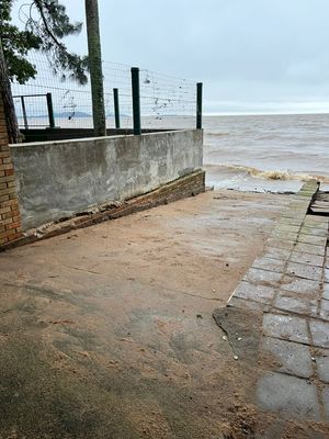 Image 8 - 859889