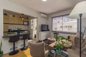 Image 1 - 859892
