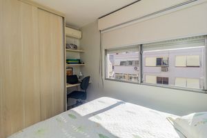 Image 7 - 859892
