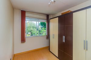 Image 8 - 859935