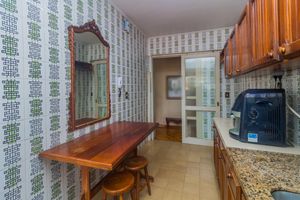 Image 17 - 859935