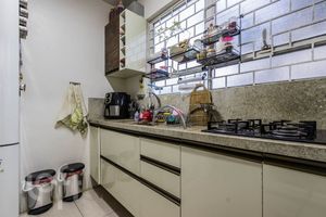 Image 3 - 859951