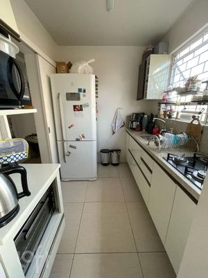Image 11 - 859951