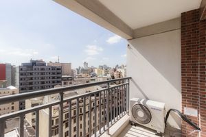 Image 6 - 859976