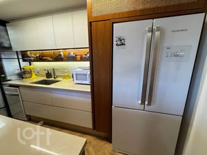 Image 9 - 860015