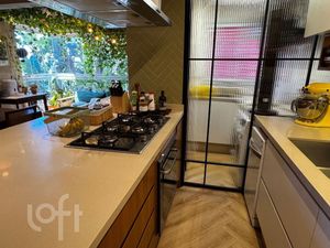 Image 7 - 860015