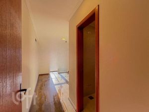 Image 4 - 860018