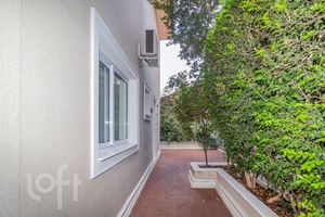 Image 96 - 860035