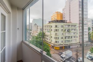Image 11 - 860054