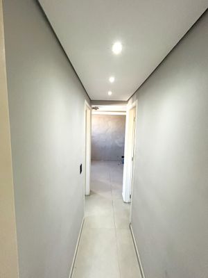Image 12 - 860067