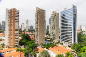 Image 24 - 860075