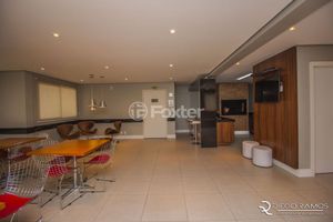 Image 9 - 860097