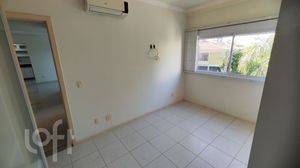 Image 18 - 860144