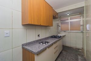 Image 10 - 860177