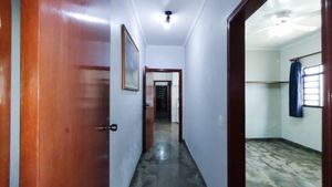 Image 14 - 860182