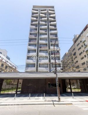 Image 7 - 860247
